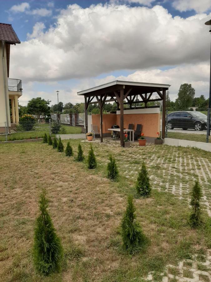 WerneuchenAm Bahnhof公寓 外观 照片